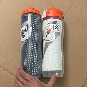 Gatorade Pair of Watee Bottles -  Squeeze Sport Bottles Black White Gray Orange